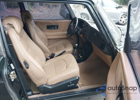 1993 Saab 900 Commemorative из США, поврежденный, VIN YS3AL35T6P2017411